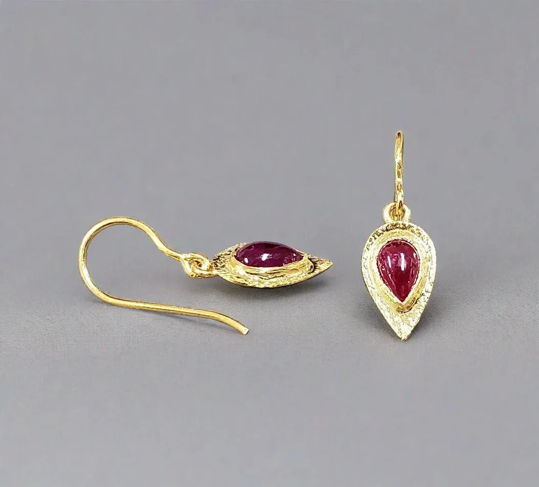 18k Gold Teardrop Ruby Earrings Elegant