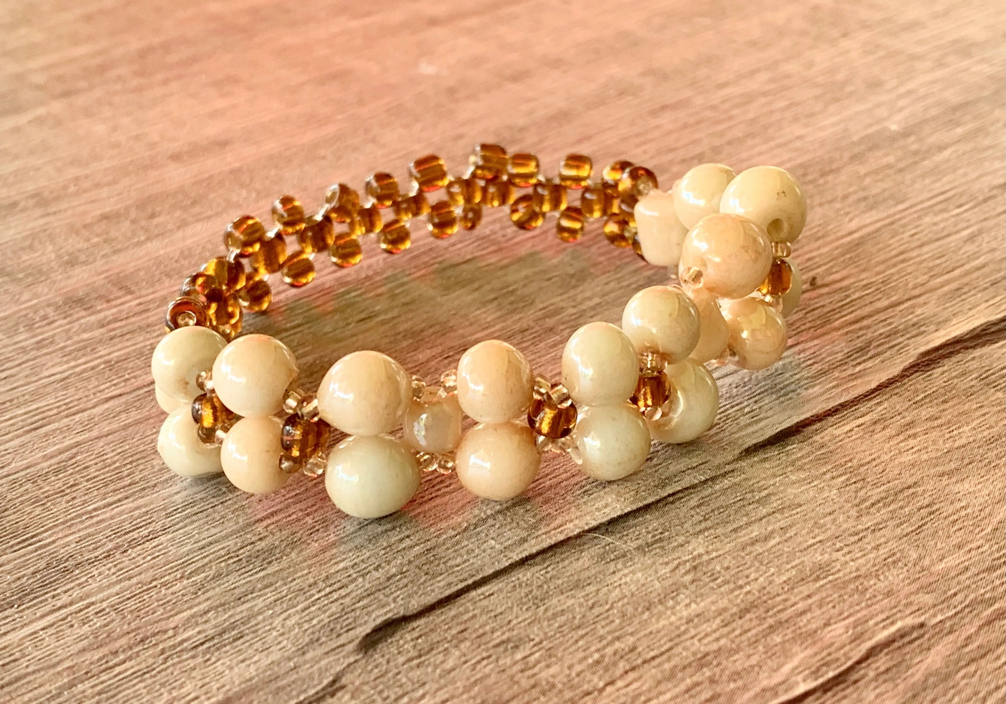 Ashley Ceramic and Seed Bead Expandable Bracelet