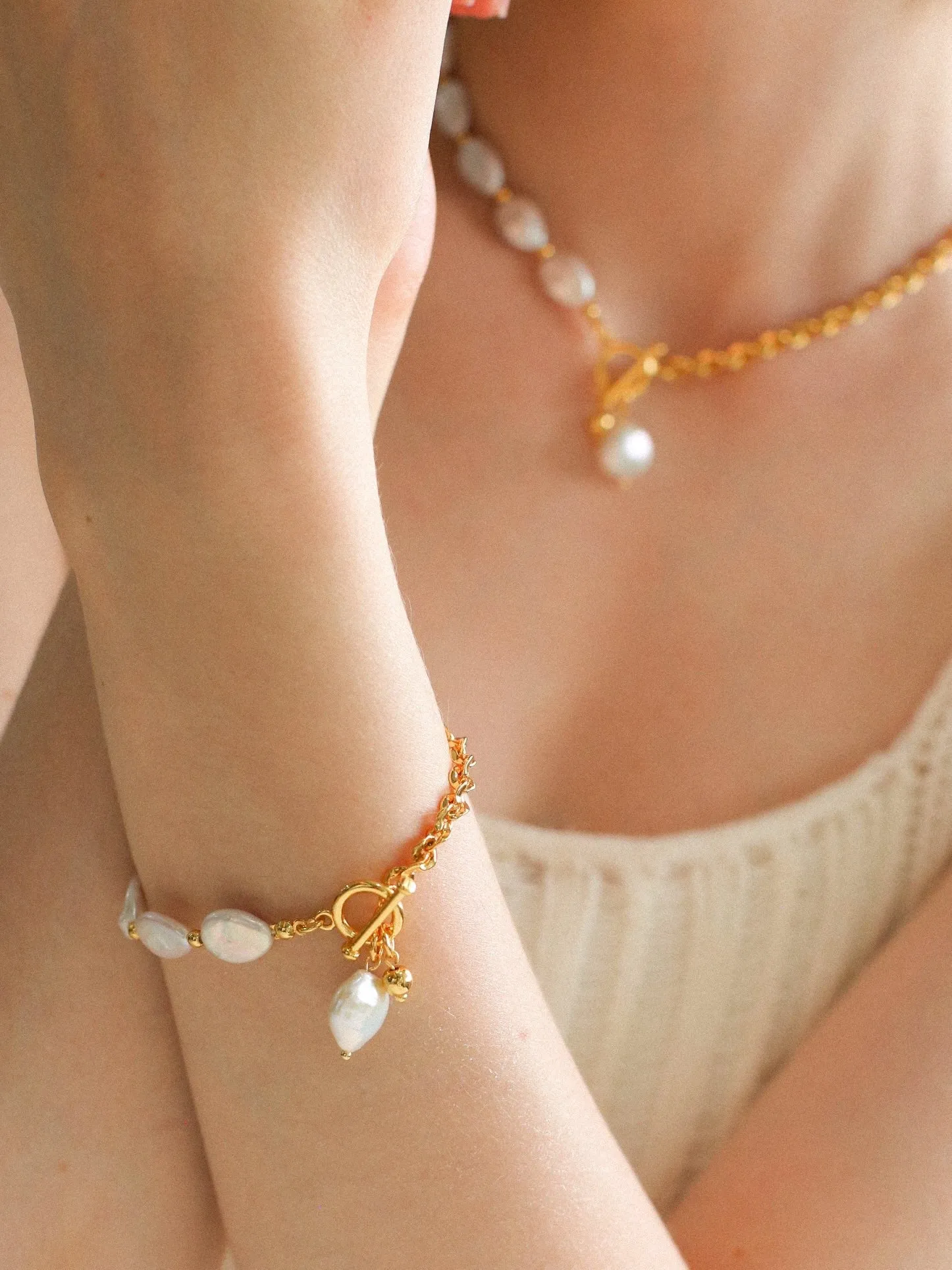 Chain Stitching Teardrop Baroque Pearl Y Shaped Bracelet