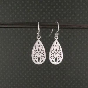 Cutout Teardrop Earrings