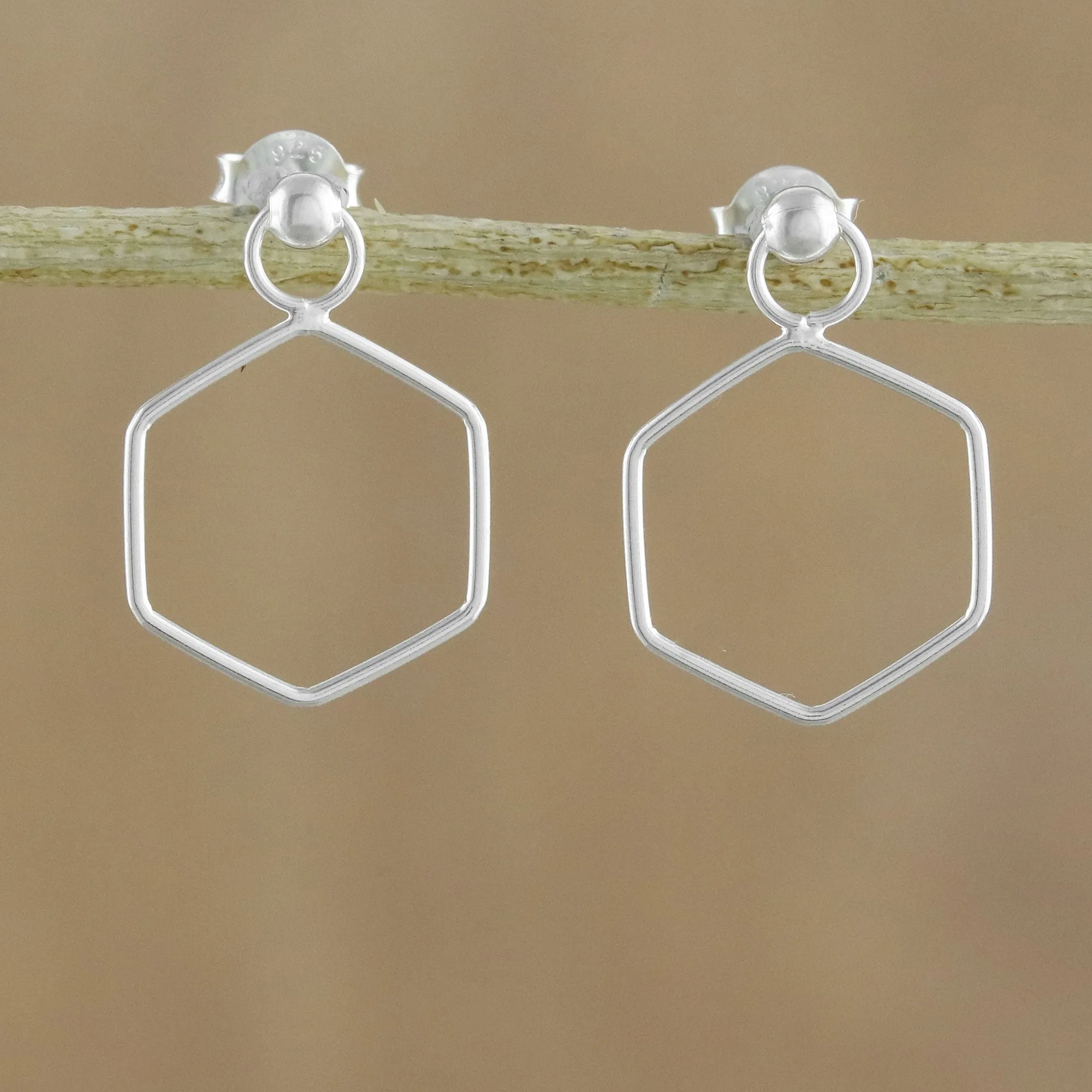 Elegant Hexagon 925 Sterling Silver Hexagon Shaped Frame Earrings