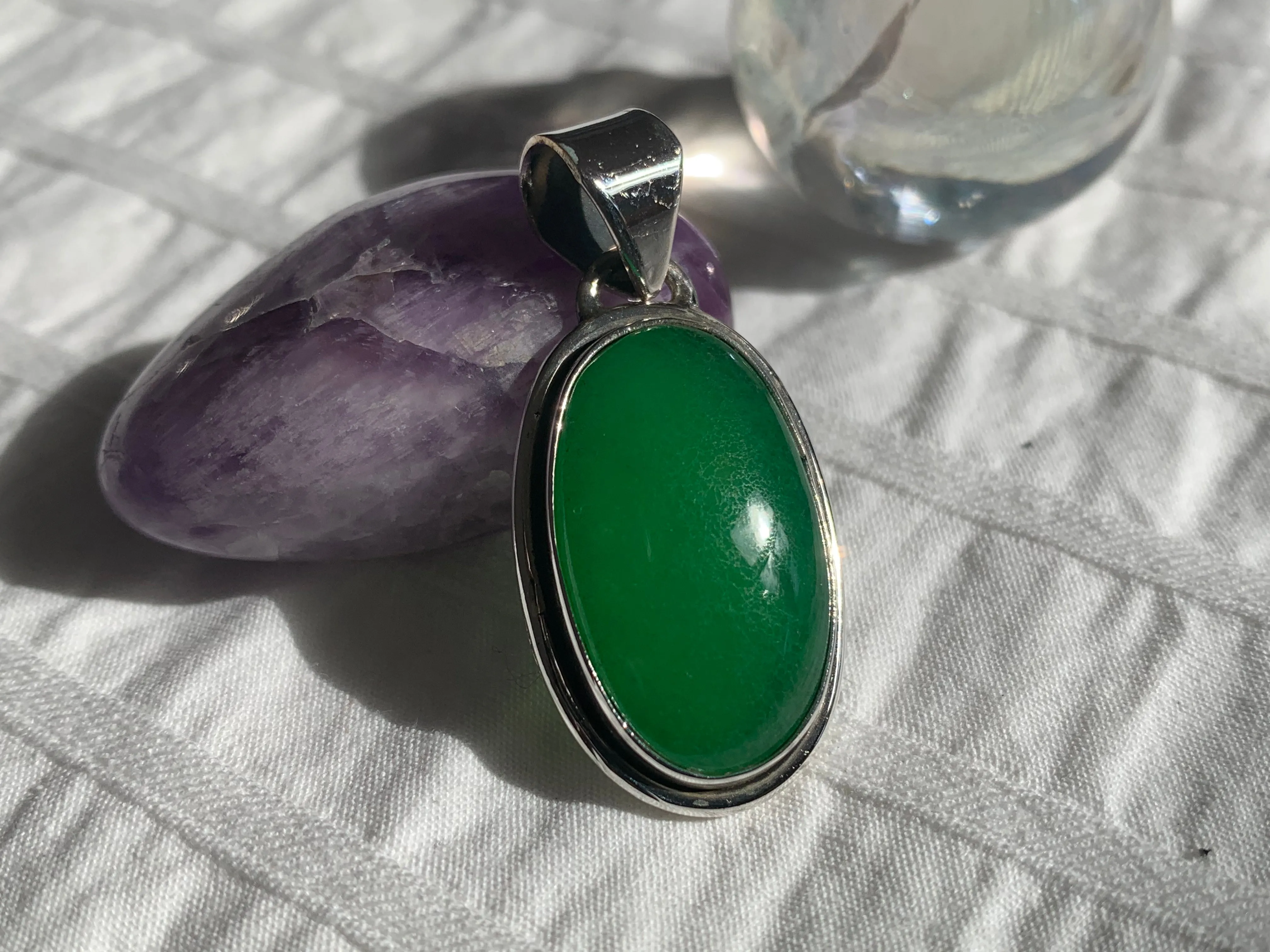 Nephrite Jade Brea Pendant - Long Oval