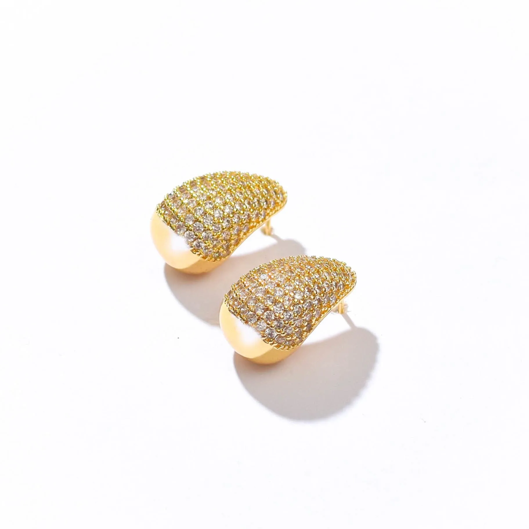 Nikita Studs