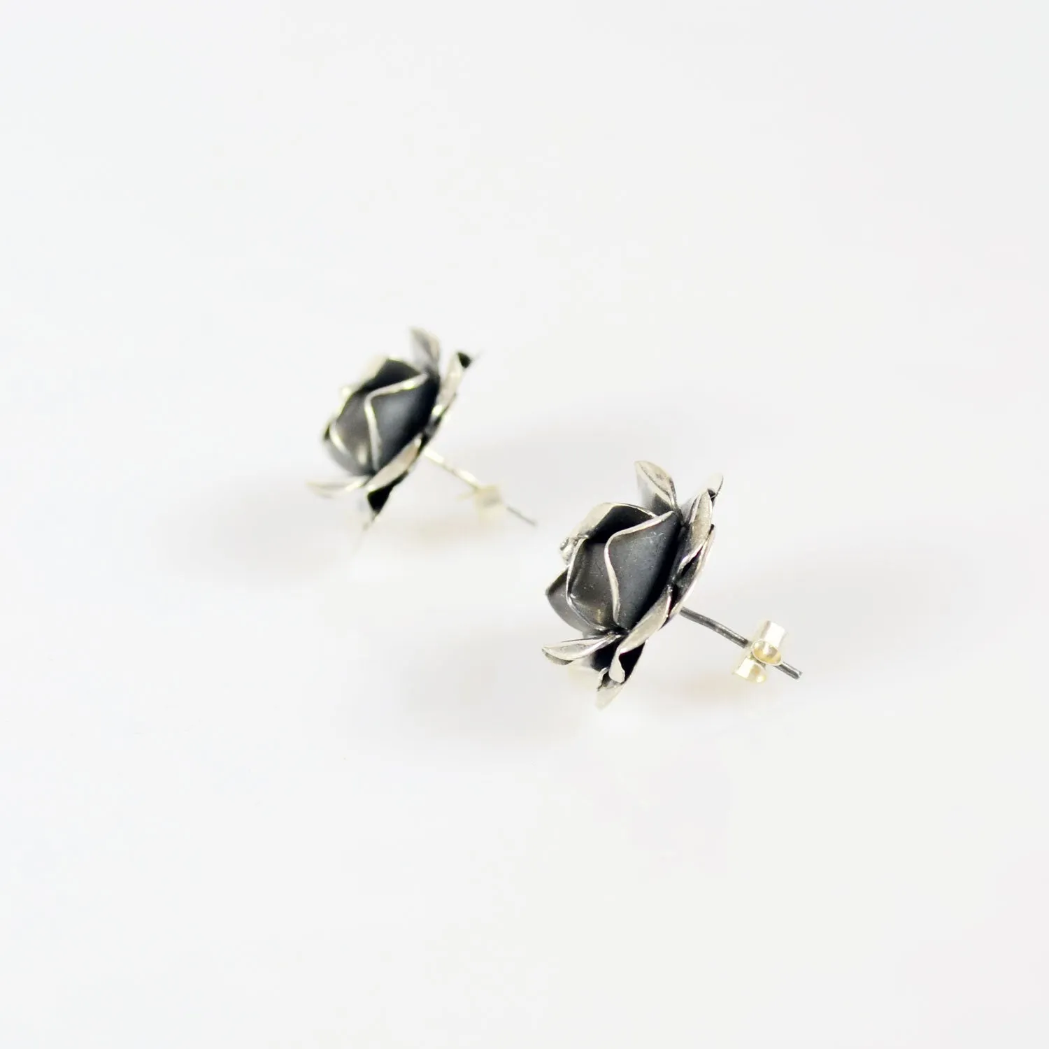 Oxidized Rose Studs - Small