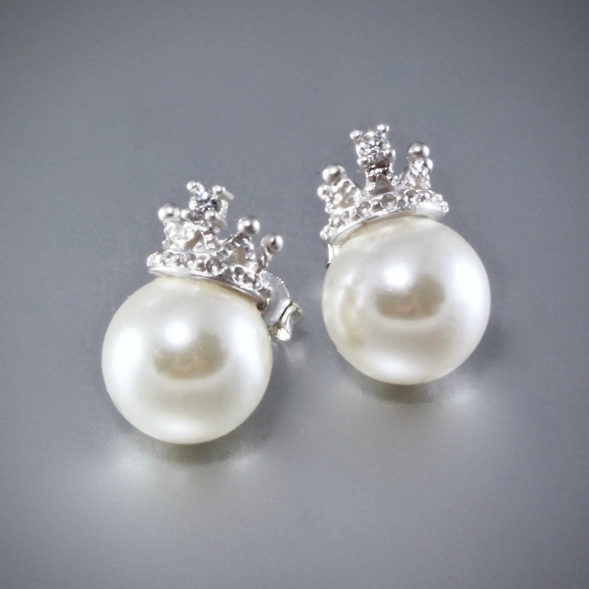 "Crowned" - Bridal Pearl Stud Earrings