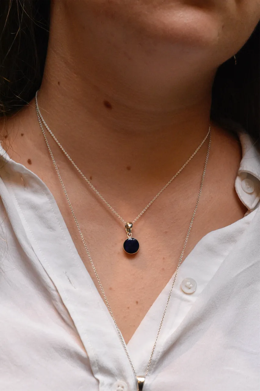 Semi-precious Sapphire Akoni Pendant - XSmall Round