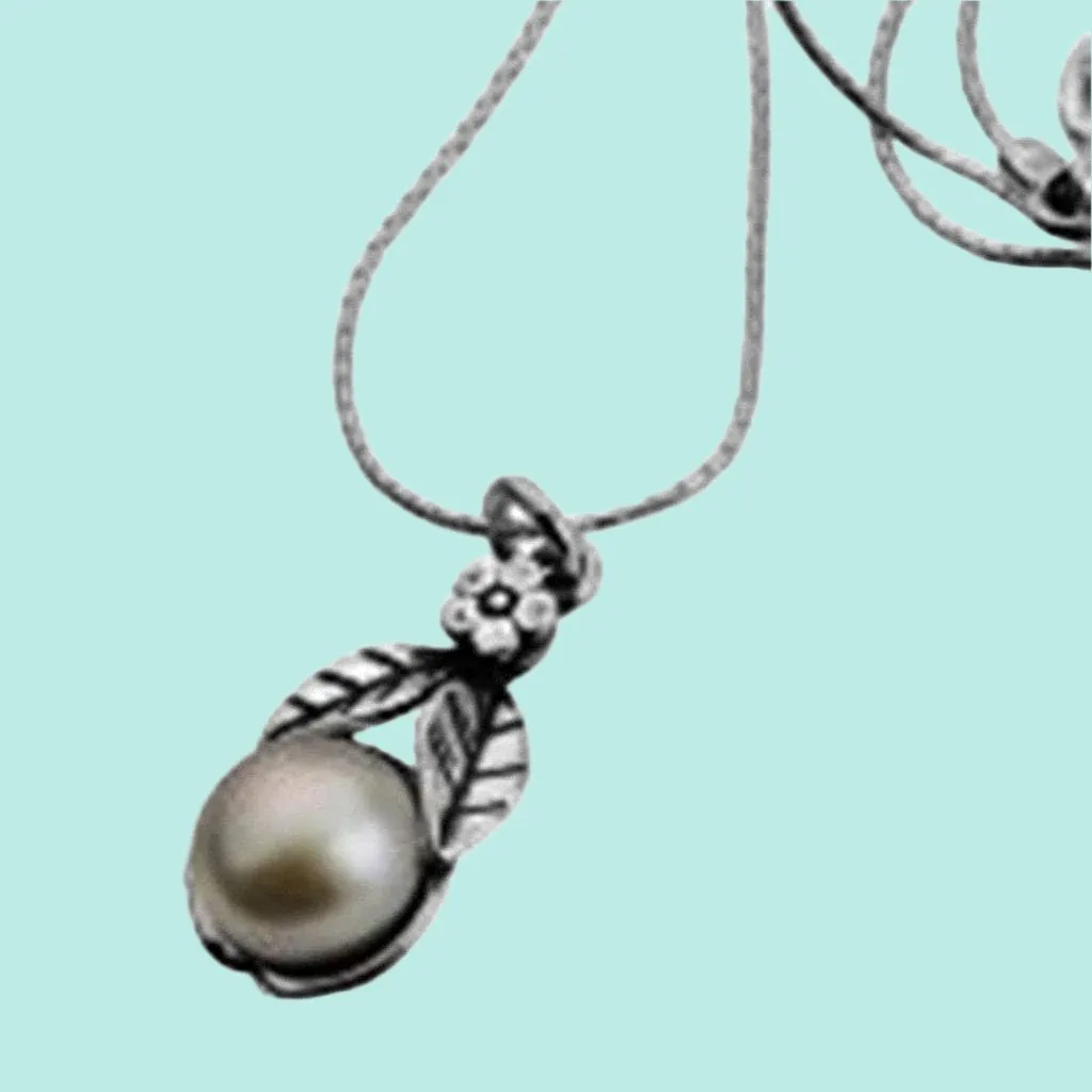 Silver Necklace , pearl  pendant  floral design