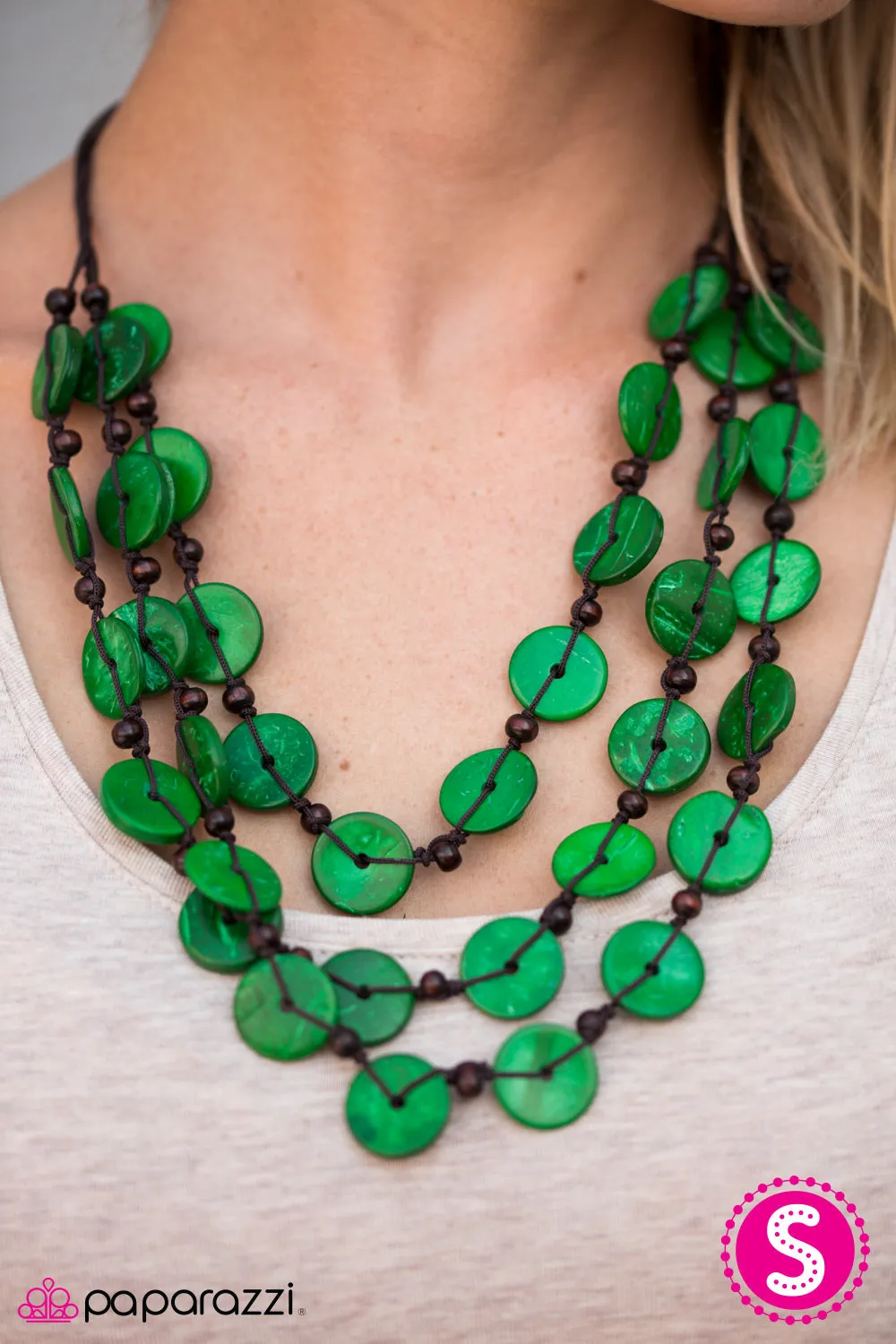 Tiki Tango - Green Paparazzi Necklace