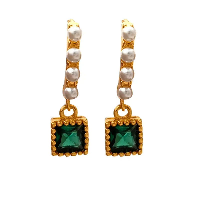 VAIGE Elegant Emerald Green Pearl-Accented Square Earrings