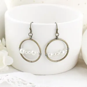 Vintage Circle w/ Pearl Bar Earrings