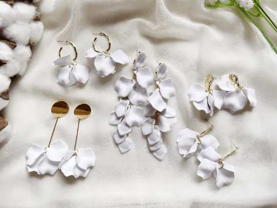 White - flower earrings | matte petal earrings | golden texture disc geometric floral earrings | bridal party wedding bridesmaid earrings